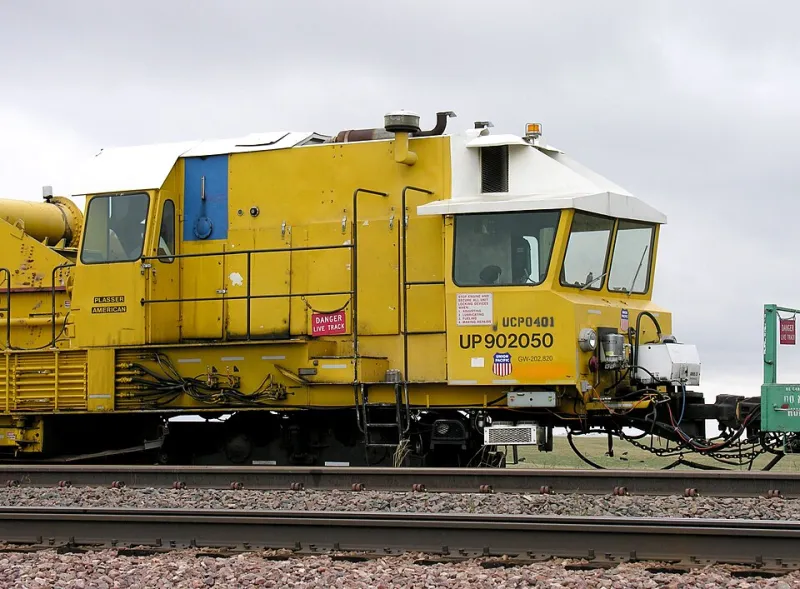 Reading the Rails Before They Read You: Building a Rebuild Trigger That Works for Your Track