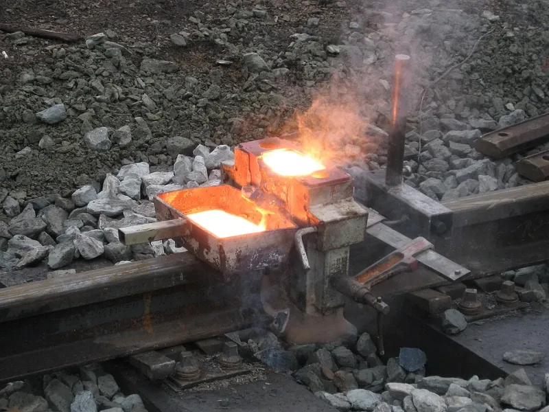 Quarter Miles of Silence: The Welding Science That Retired the Clickety-Clack
